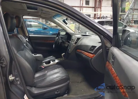 2012 Subaru Outback 2.5I Limited z USA, uszkodzony, nr VIN 4S4BRCKC5C3223236